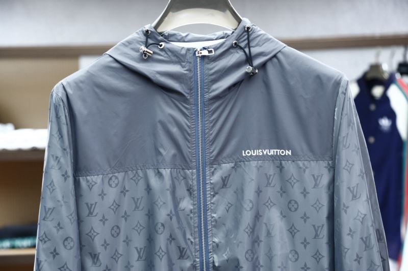 Louis Vuitton Outwear